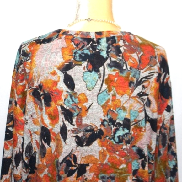 Zac & Rachel Women Long Sleeve Floral Top - Picture 7 of 13